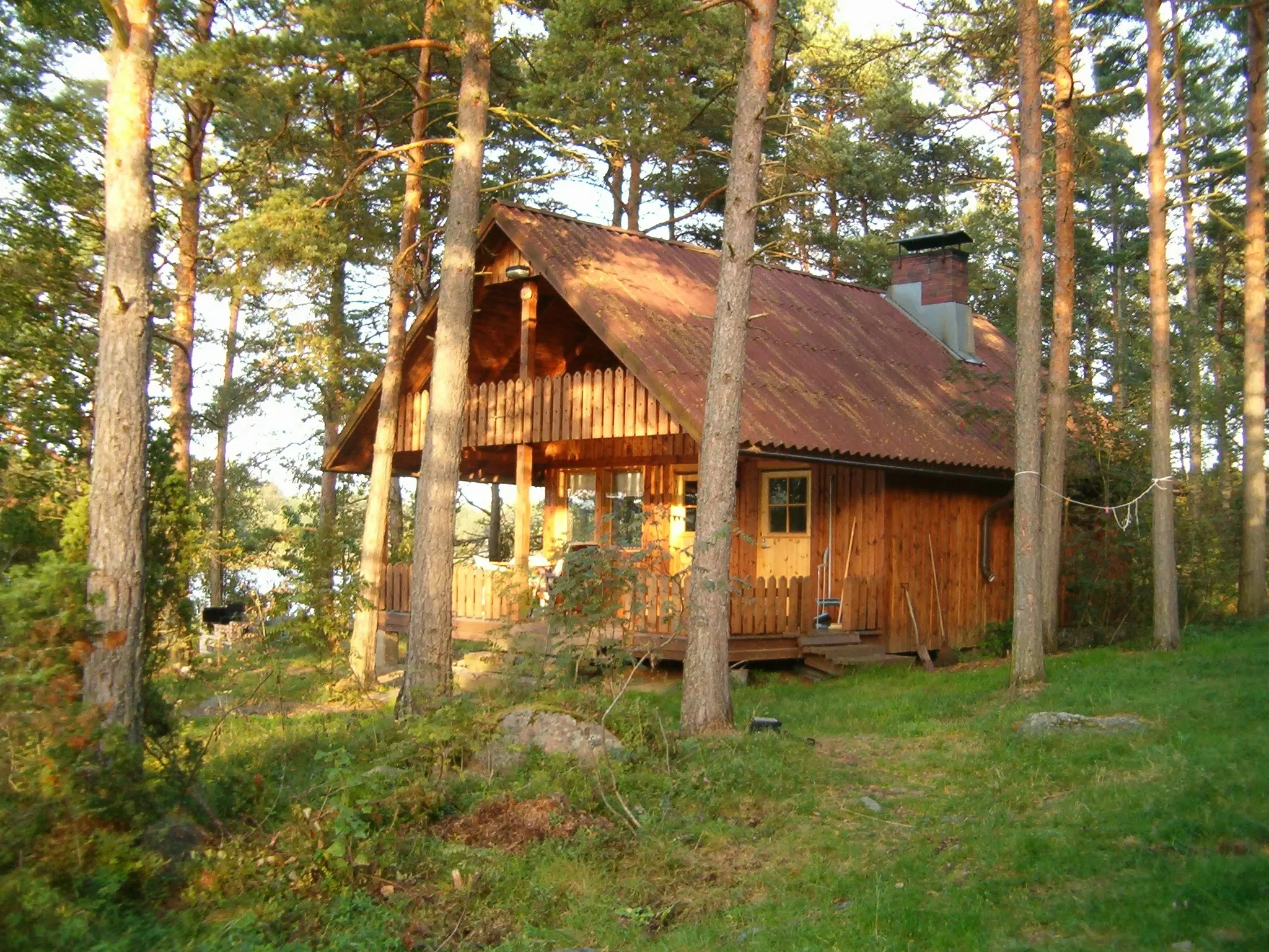 Rantamökki Mökki 1 ja merinäkymä